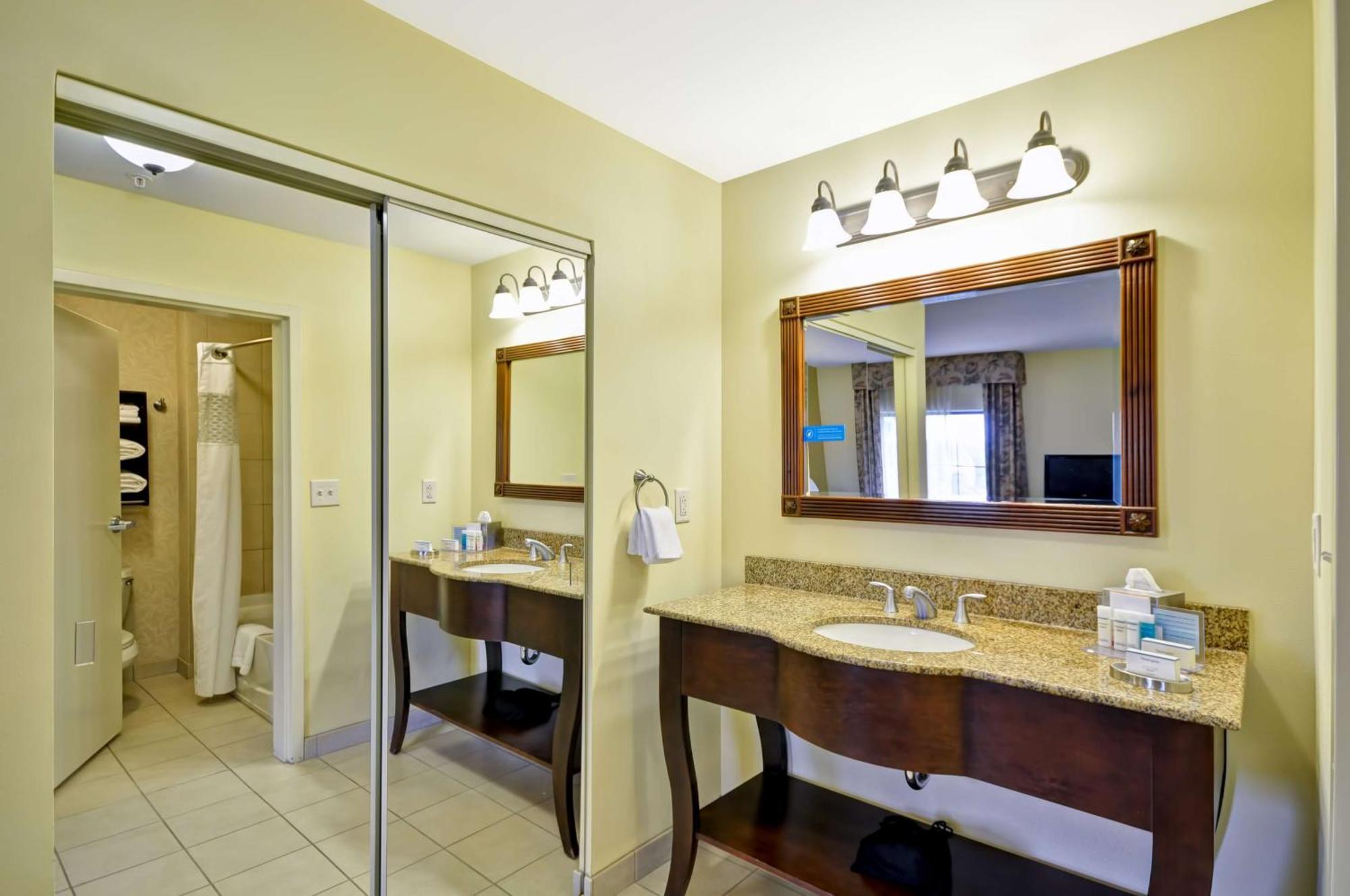 Hampton Inn & Suites North Charleston-University Boulevard Экстерьер фото