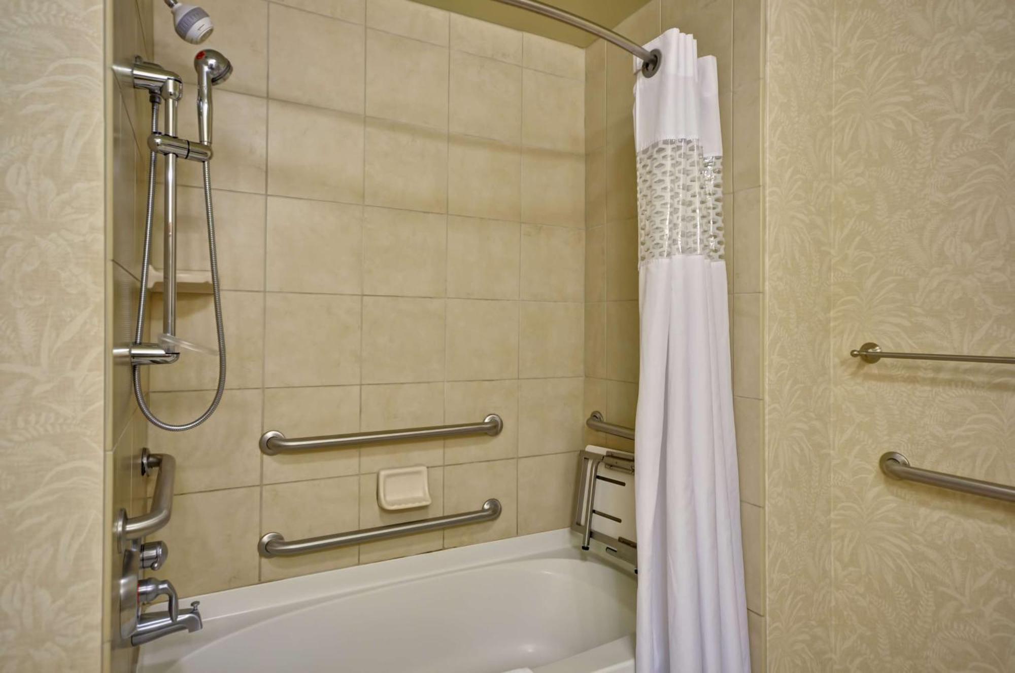 Hampton Inn & Suites North Charleston-University Boulevard Экстерьер фото