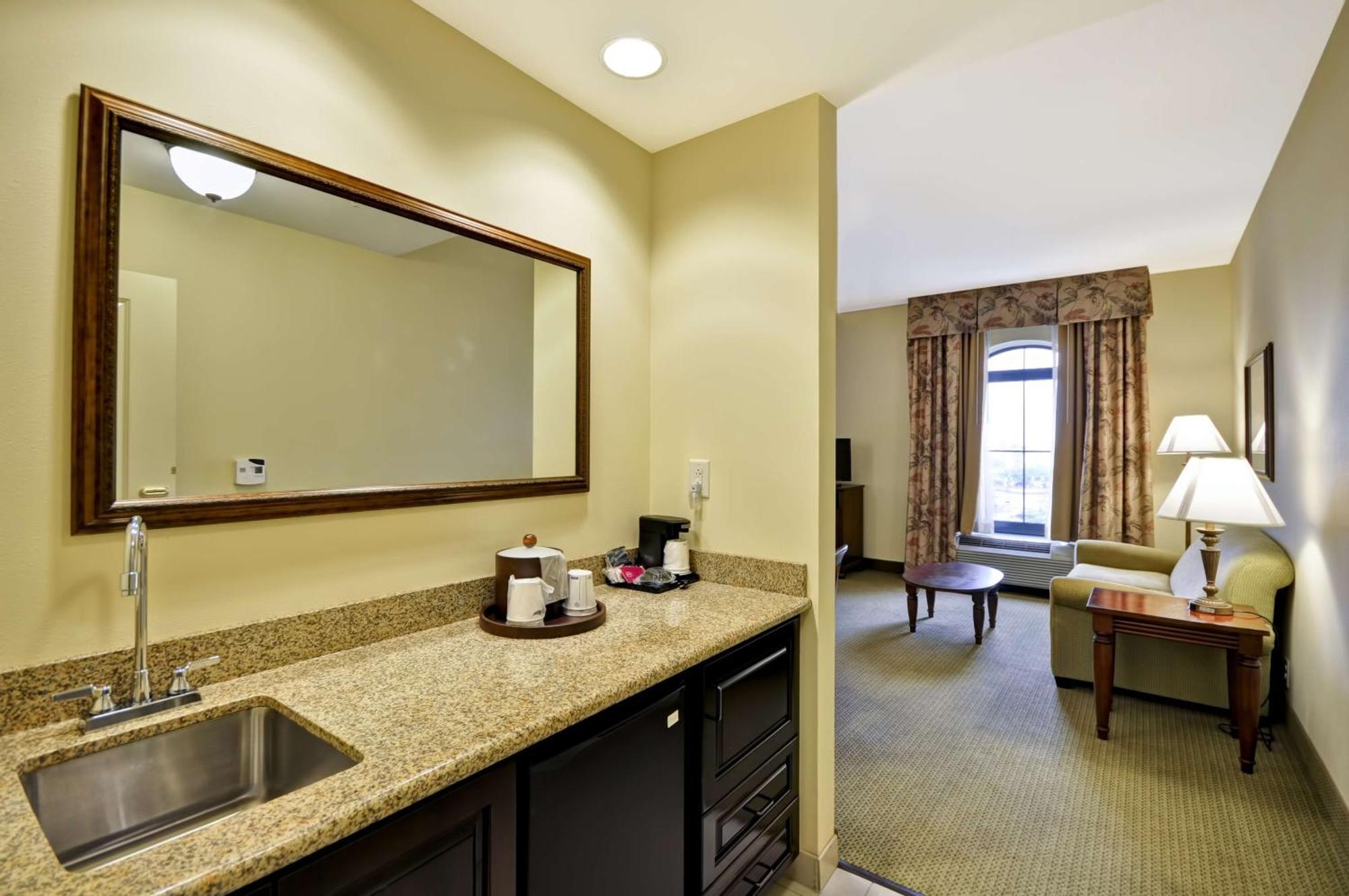 Hampton Inn & Suites North Charleston-University Boulevard Экстерьер фото