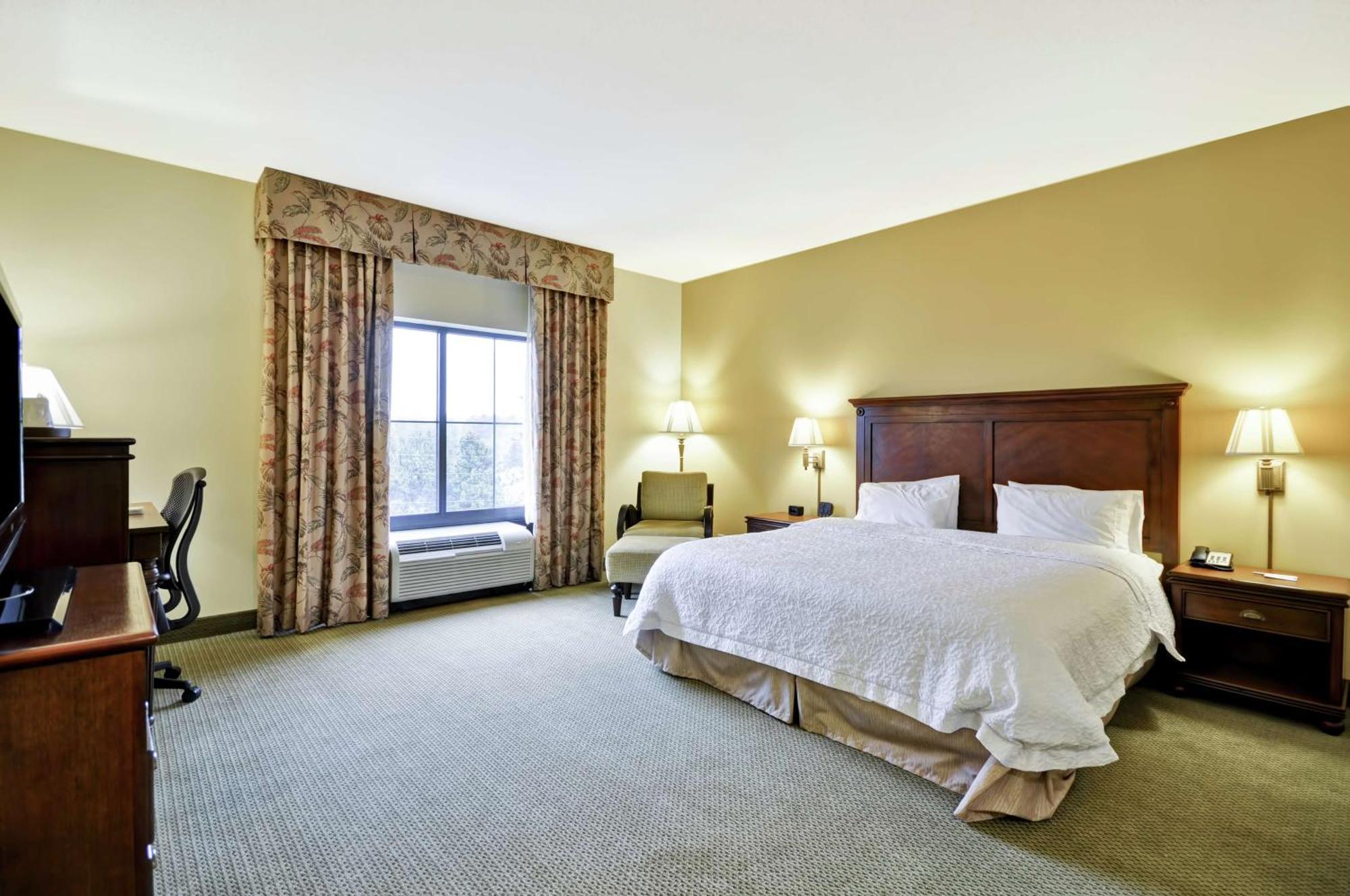 Hampton Inn & Suites North Charleston-University Boulevard Экстерьер фото